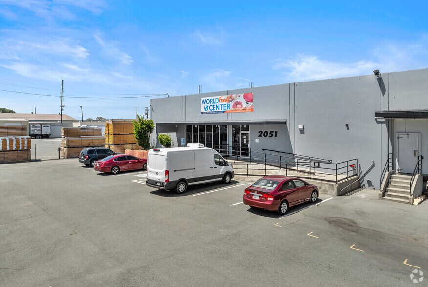 Primary Photo Of 2051 E Miner Ave, Stockton Warehouse For Lease