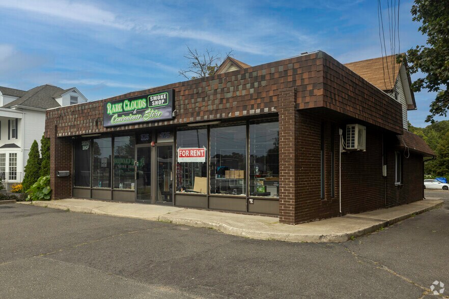 Primary Photo Of 525 Rt-112, Port Jefferson Station Apartments For Lease
