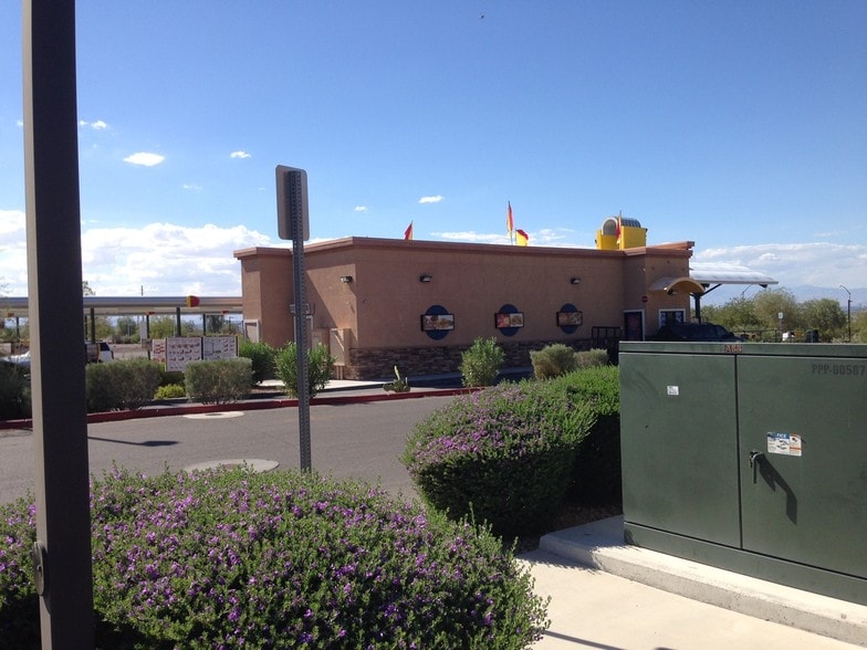 More Photos Of 1410 E Lake Mead Pky, Henderson Storefront For Lease