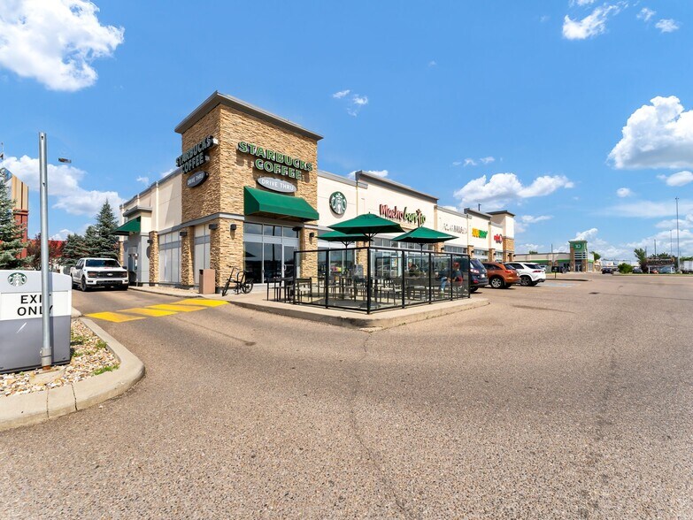 More Photos Of 2011 Strachan Rd SE, Medicine Hat Storefront For Lease