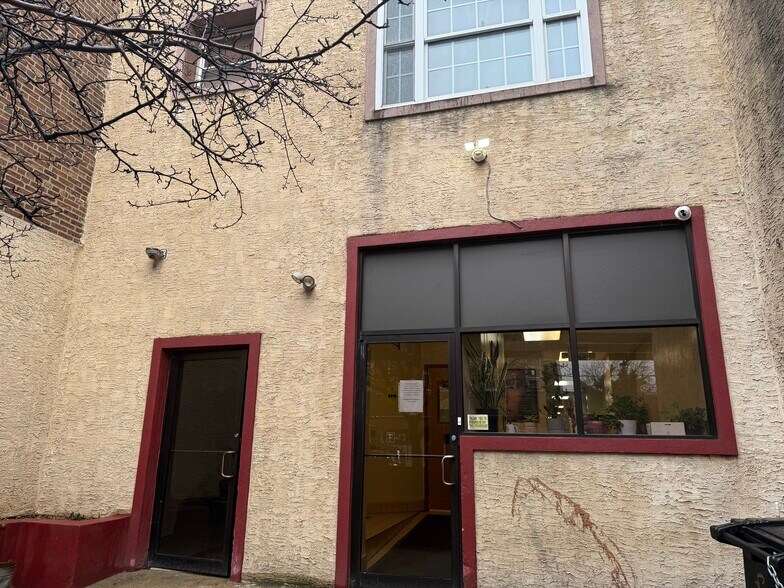 More Photos Of 4243 Frankford Ave, Philadelphia Office For Sale