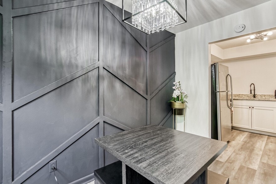 More Photos Of 4513 W McElroy Ave, Tampa Apartments For Sale