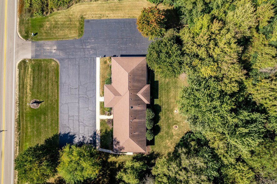 More Photos Of 7550 Rote Rd, Rockford Medical For Sale