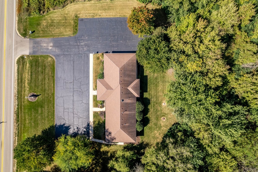 More Photos Of 7550 Rote Rd, Rockford Medical For Sale