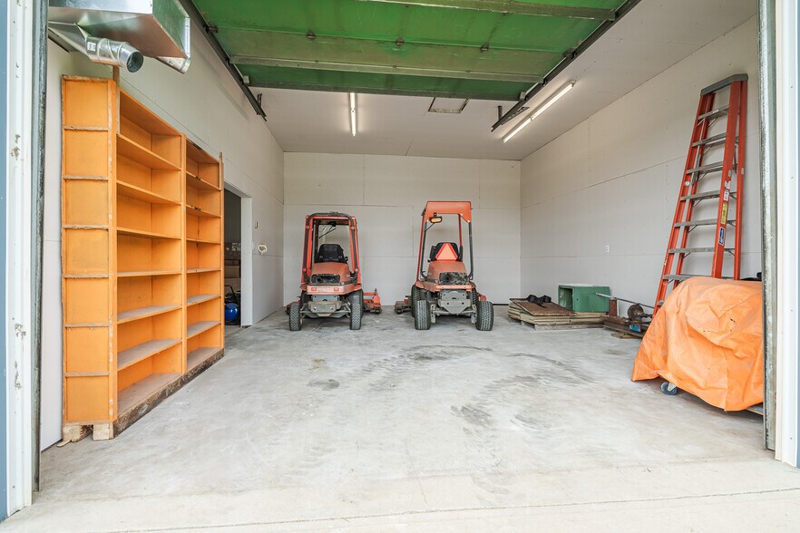 More Photos Of PT SE 10-50-2 W4, Blackfoot Trailer Camper Park For Sale