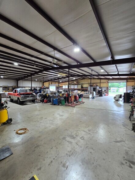 More Photos Of 19821 State Highway 16, Von Ormy Storefront Retail Office For Sale