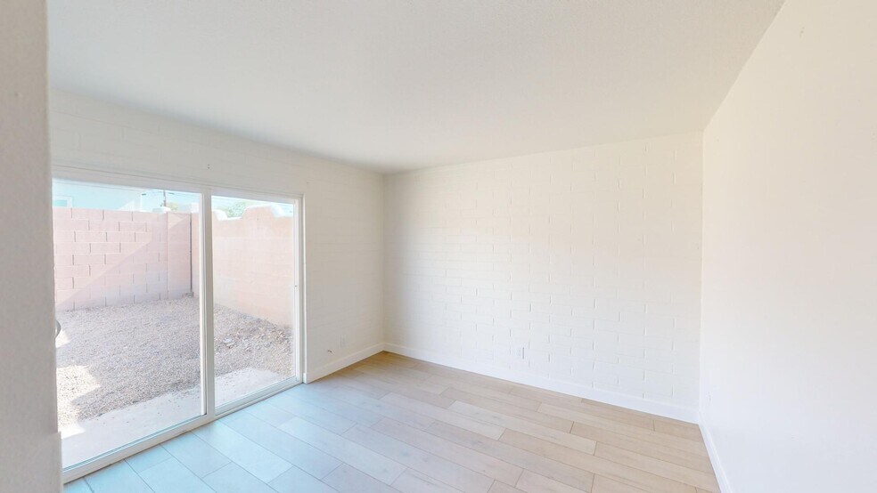 More Photos Of 1724 E Ocotillo Rd, Phoenix Apartments For Sale