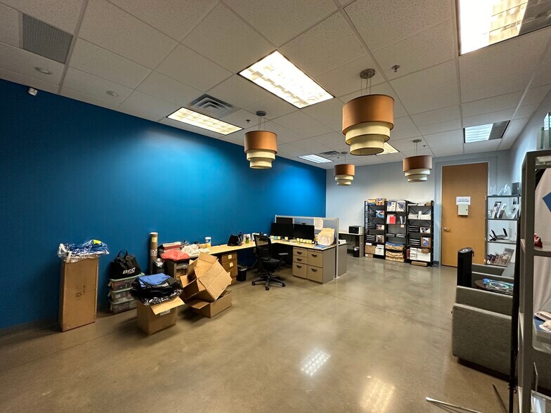 More Photos Of 3301 Matrix Dr, Richardson Research And Development For Sale