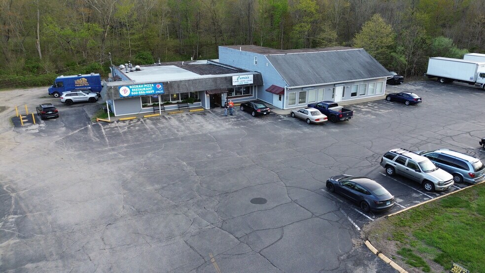 More Photos Of 426 Salem Tpke, Bozrah Storefront Retail Office For Lease
