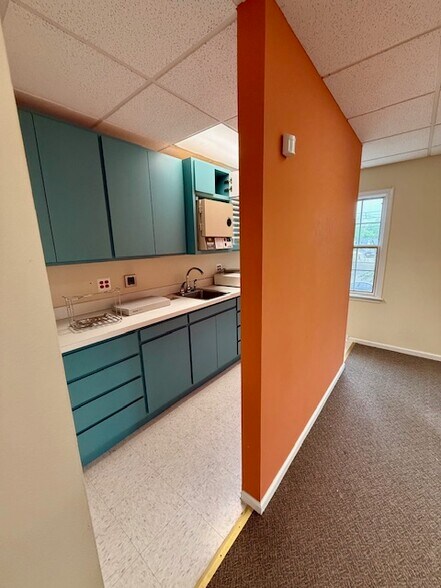 More Photos Of 1098 Washington Crossing Rd, Washington Crossing Medical For Lease