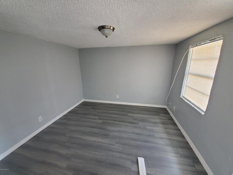 More Photos Of 1820 W 45th St, Jacksonville Apartments For Sale