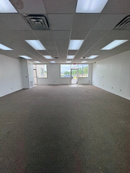 More Photos Of 2707 Wilmington Pike, Kettering Storefront Retail Office For Lease