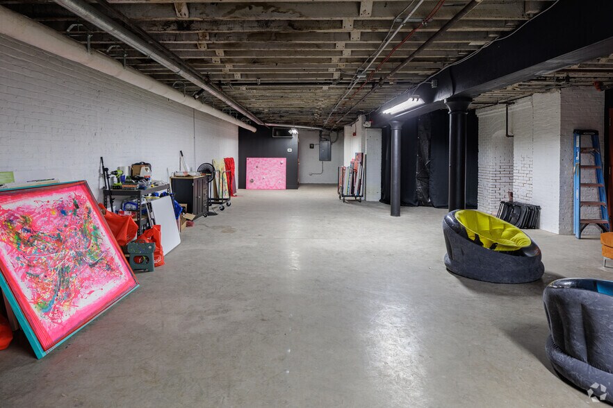 More Photos Of 307 W Baltimore St, Baltimore Loft Creative Space For Lease