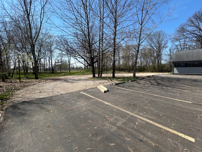 More Photos Of 1987 Coffman Rd, Newark Warehouse For Sale