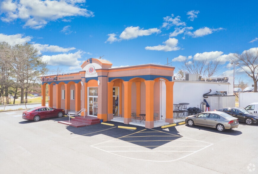 More Photos Of 2552 Riva Rd, Annapolis Restaurant For Lease