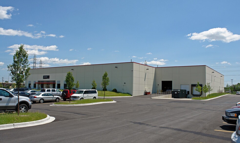 More Photos Of 8701 W 50th St, McCook Flex For Sale