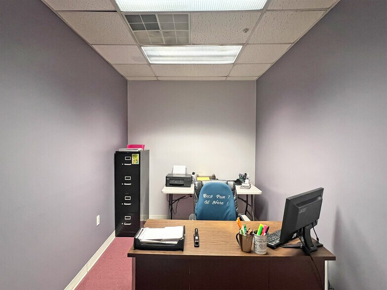 More Photos Of 4024 Main St, Erie Storefront Retail Office For Sale