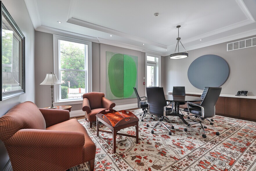 More Photos Of 60 Bedford Rd, Toronto Office For Sale