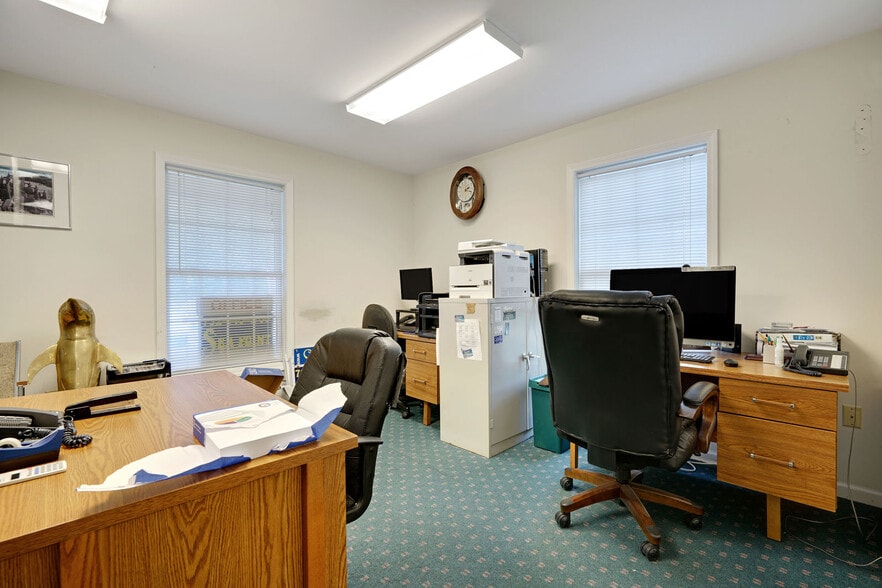 More Photos Of 426 Herbertsville Rd, Brick Office Residential For Sale
