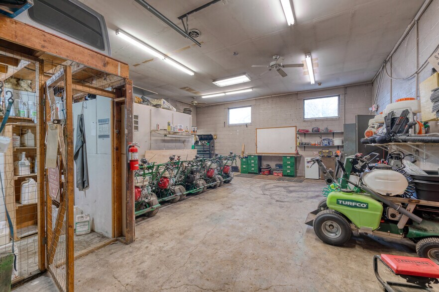 More Photos Of 192 Mayo Rd, Edgewater Light Manufacturing For Sale