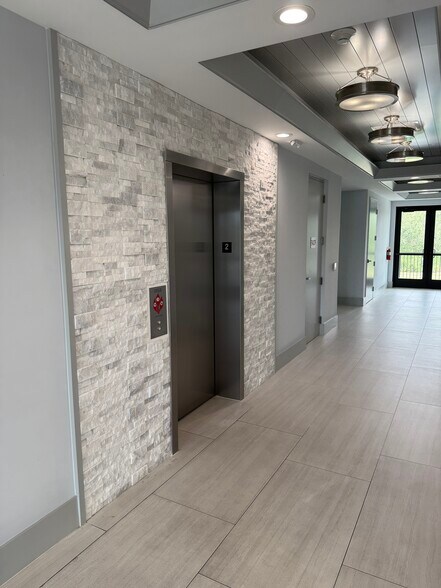 More Photos Of 2340 Vanderbilt Beach Rd, Naples Medical For Sale