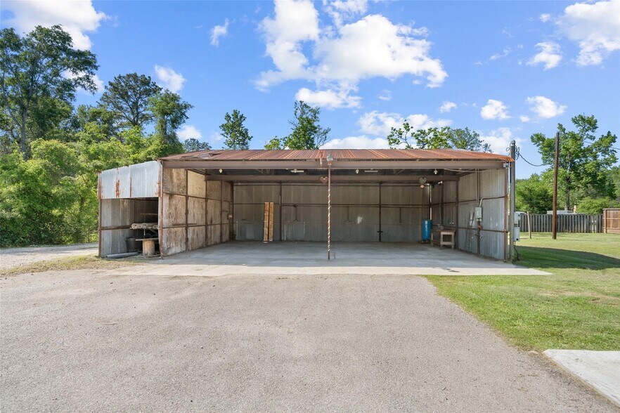 More Photos Of 12284 FM 3083 Rd, Conroe Office For Sale