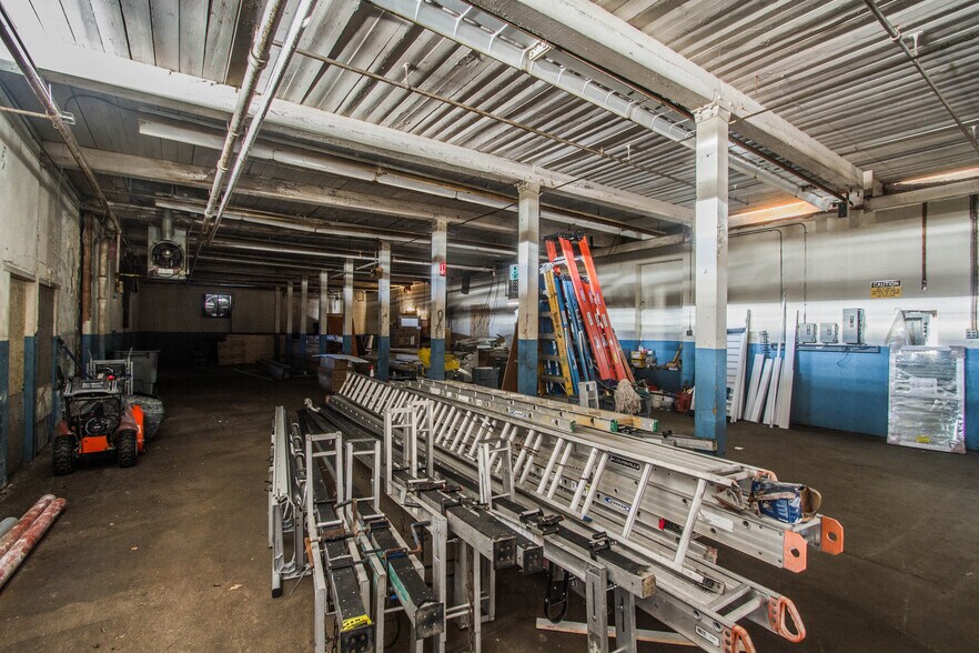 More Photos Of 129 Dewey St, Worcester Manufacturing For Lease
