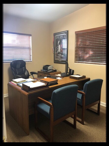 More Photos Of 258 Short Ave, Longwood Office For Sale