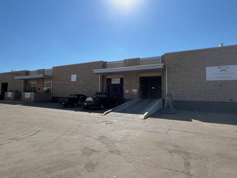 More Photos Of 2630 Andjon Dr, Dallas Distribution For Lease