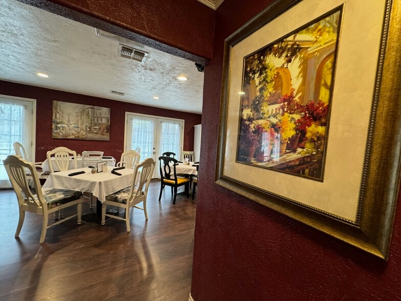 More Photos Of 2275 Old Pleasanton Rd, San Antonio General Retail For Sale