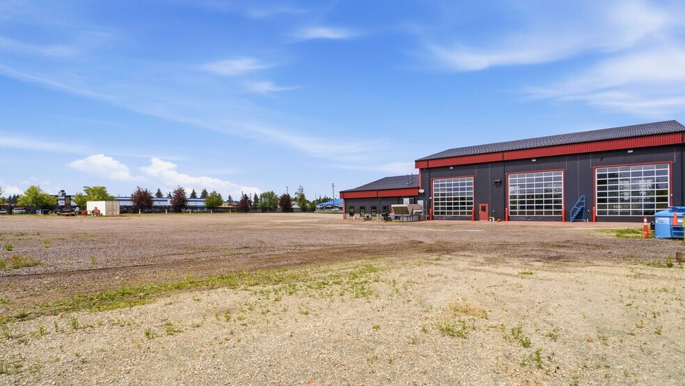 More Photos Of 490 South Ave, Spruce Grove Manufacturing For Sale