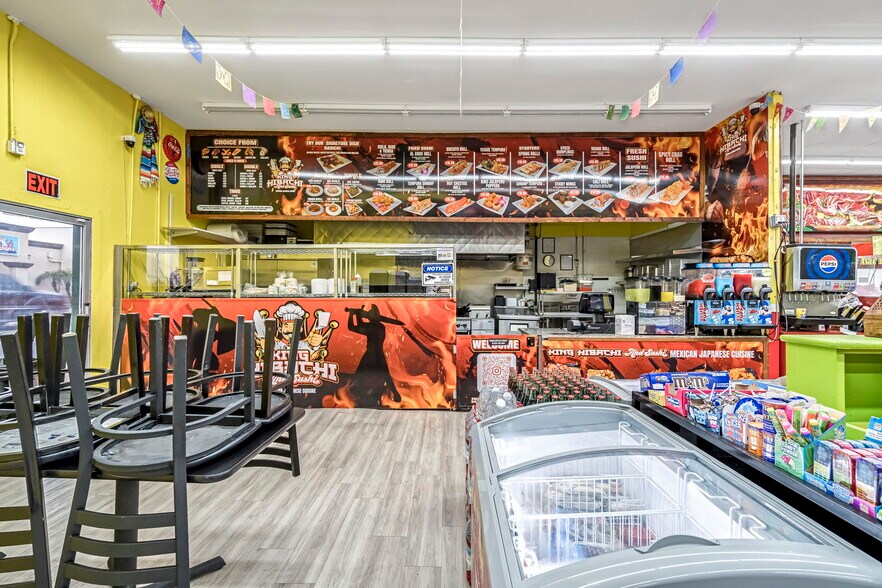 More Photos Of 217 S L St, Dinuba Freestanding For Sale