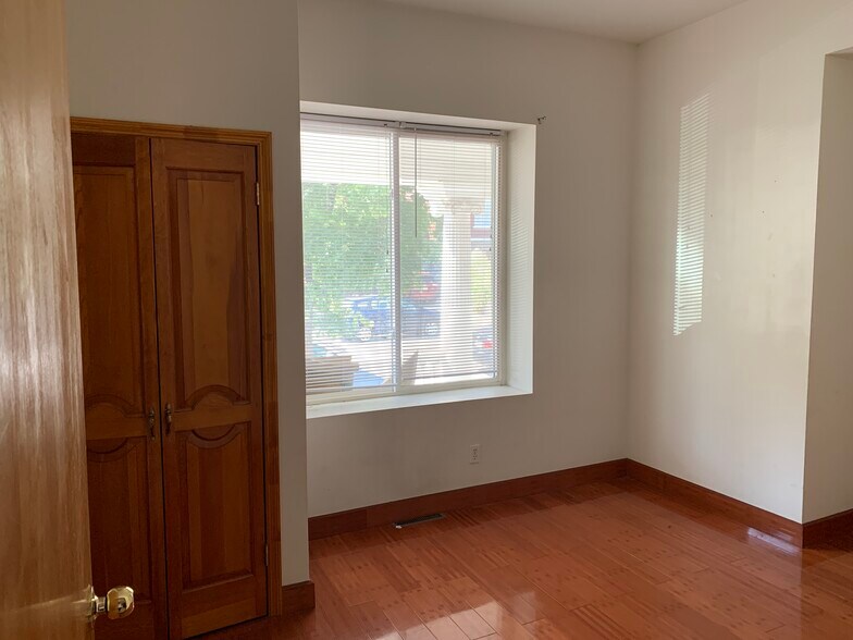 More Photos Of 125 Stratford Ave, Pittsburgh Apartments For Sale