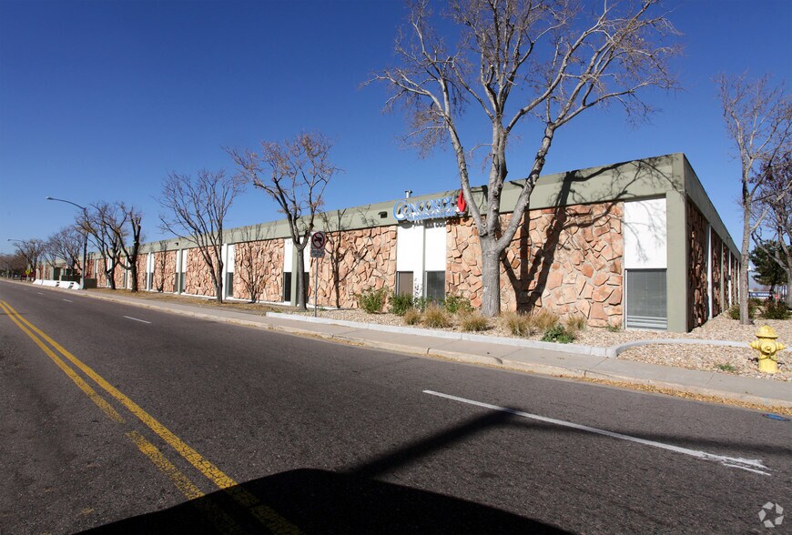More Photos Of 111 Havana St, Aurora Research And Development For Lease