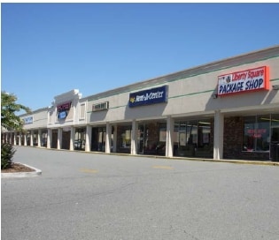 More Photos Of 105-149 W Hendry St, Hinesville Storefront For Lease