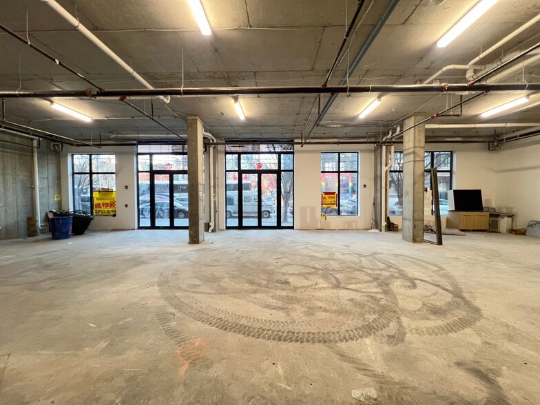 More Photos Of 139 Christopher Columbus Dr, Jersey City Apartments For Lease
