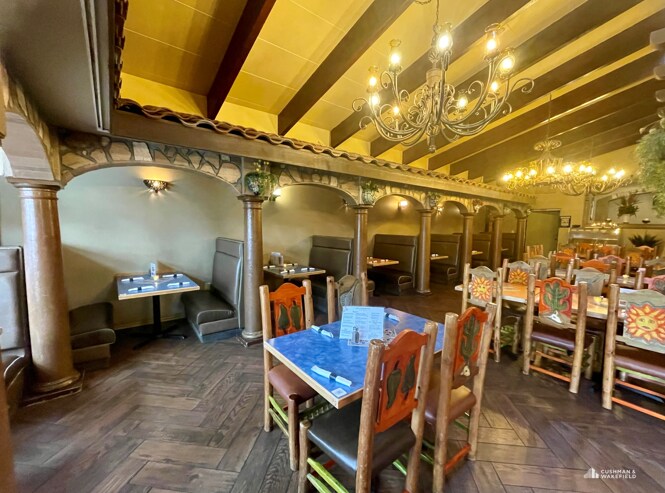 More Photos Of 622 S College Ave, Fort Collins Restaurant For Sale