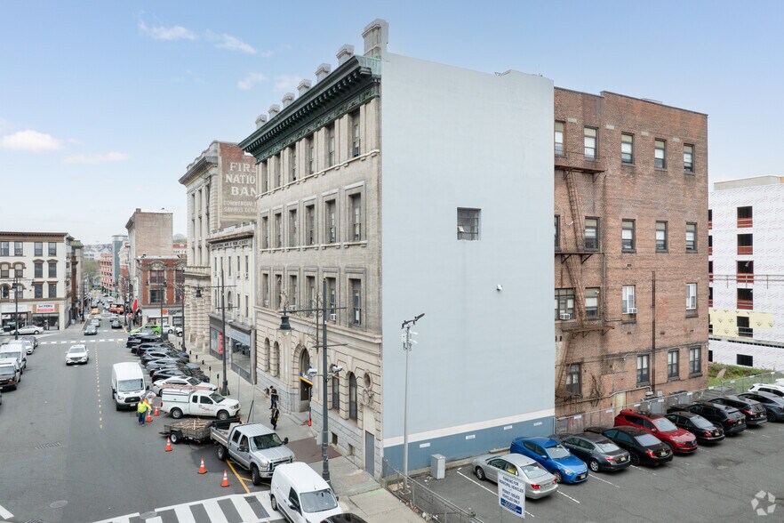 More Photos Of 137 Ellison St, Paterson Office For Sale