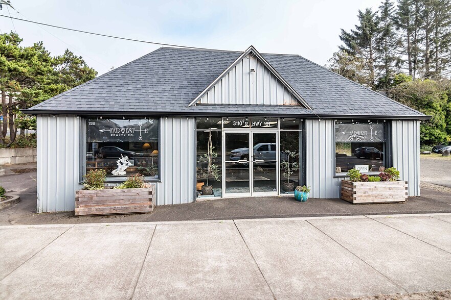Primary Photo Of 3110 SE Highway 101, Lincoln City Storefront For Sale
