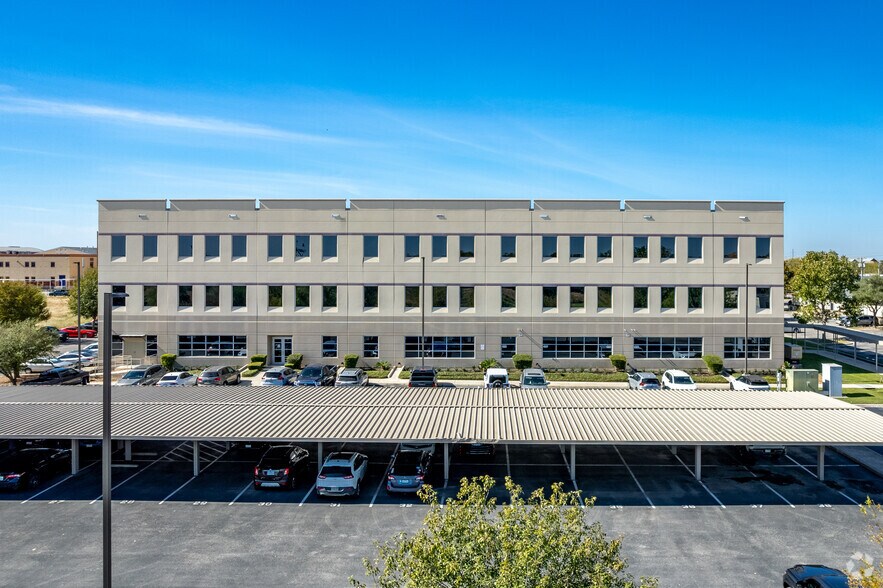 More Photos Of 7500 Barlite Blvd, San Antonio Medical For Lease
