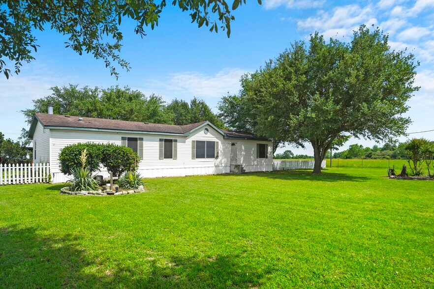 More Photos Of 16070 Warren Ranch Rd, Hockley Land For Sale