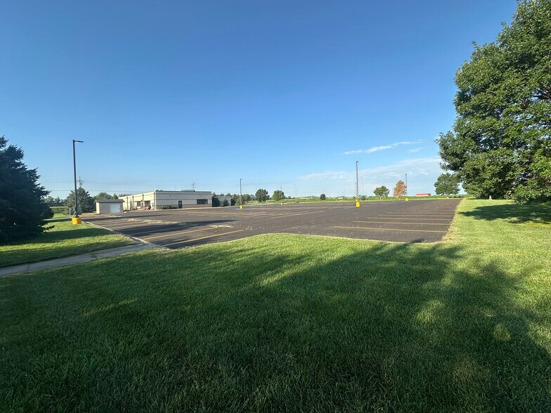 More Photos Of 4725 Twin Rivers Rd, North Platte Office For Lease
