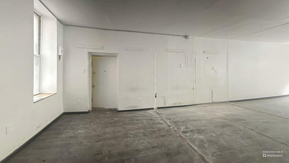 More Photos Of 309 Bedford Ave, Brooklyn Storefront Retail Residential For Lease