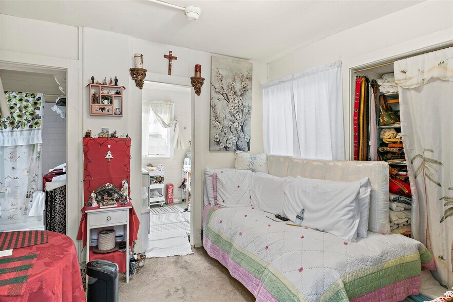 More Photos Of 3731 Glendon Ave, Los Angeles Apartments For Sale