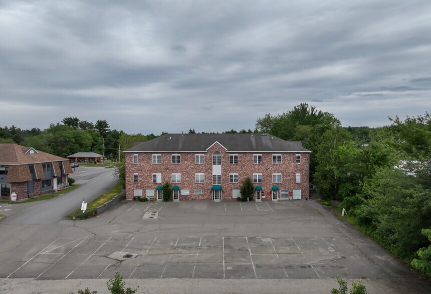 More Photos Of 6 Mary E Clark Dr, Hampstead Office For Sale