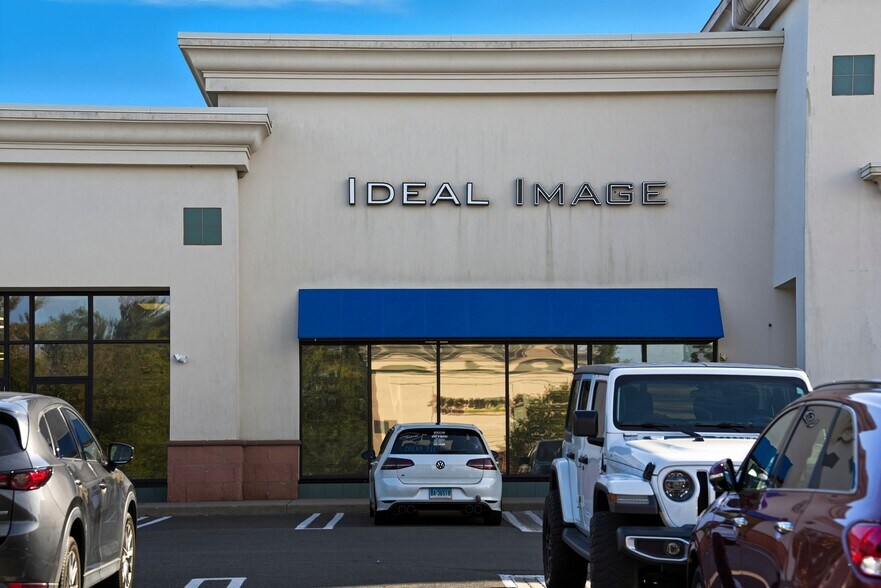More Photos Of 70 Buckland Rd, South Windsor General Retail For Lease