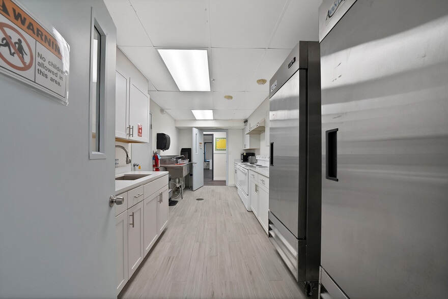 More Photos Of 130 S Moore Rd, Coppell Daycare Center For Sale