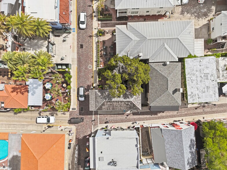 More Photos Of 50 Charlotte St, Saint Augustine Storefront Retail Office For Sale