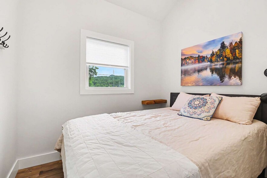 More Photos Of 25 Valley St, Clayton Office Residential For Sale