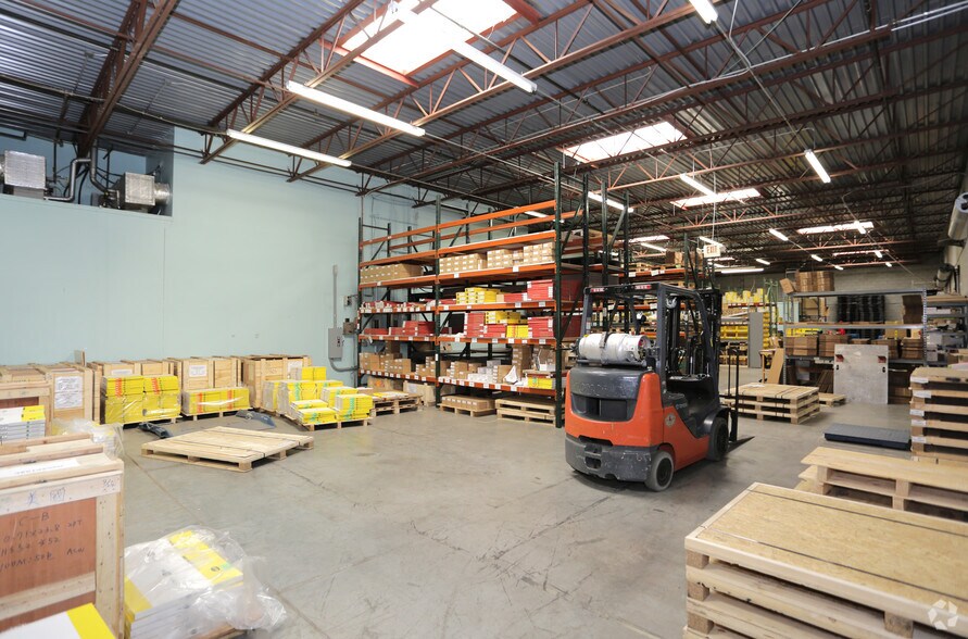 More Photos Of 225 Curie Dr, Alpharetta Light Distribution For Lease